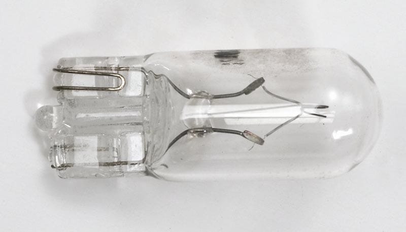Glödlampa (GLAS) 12 volt, 3 volt.