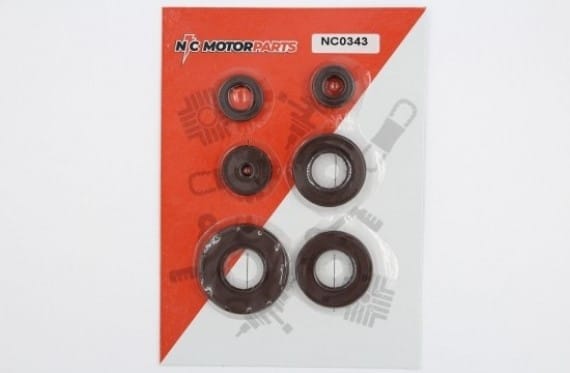Packboxsats Suzuki K50. Viton, hög kvalité. Från NC Motorparts.