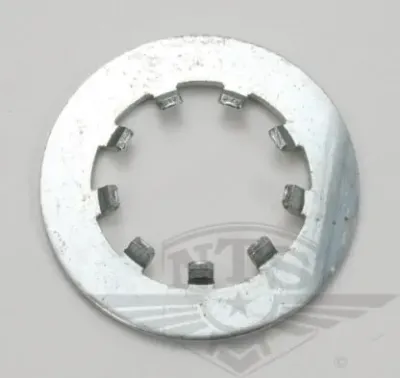 Låsbricka till framdrev, till äldre Puch.