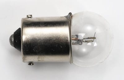 Glödlampa (BA15S) 6 volt, 3 watt.