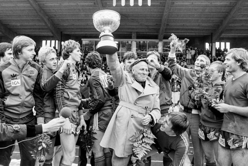 ostersif-gammal-lyfter-bckla.jpg